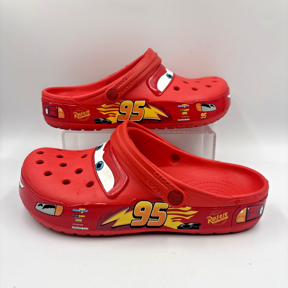 Crocs Disney Pixar Cars Lightning McQueen Red Clogs Adult M8 W10 NON LIGHT UP